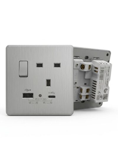  فيش ثلاثي جداري ذكي فضي موديل TP3013AC مع منافذ شحن سريع- TYPE-C & USB
